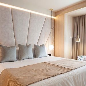 Camera con letto king size